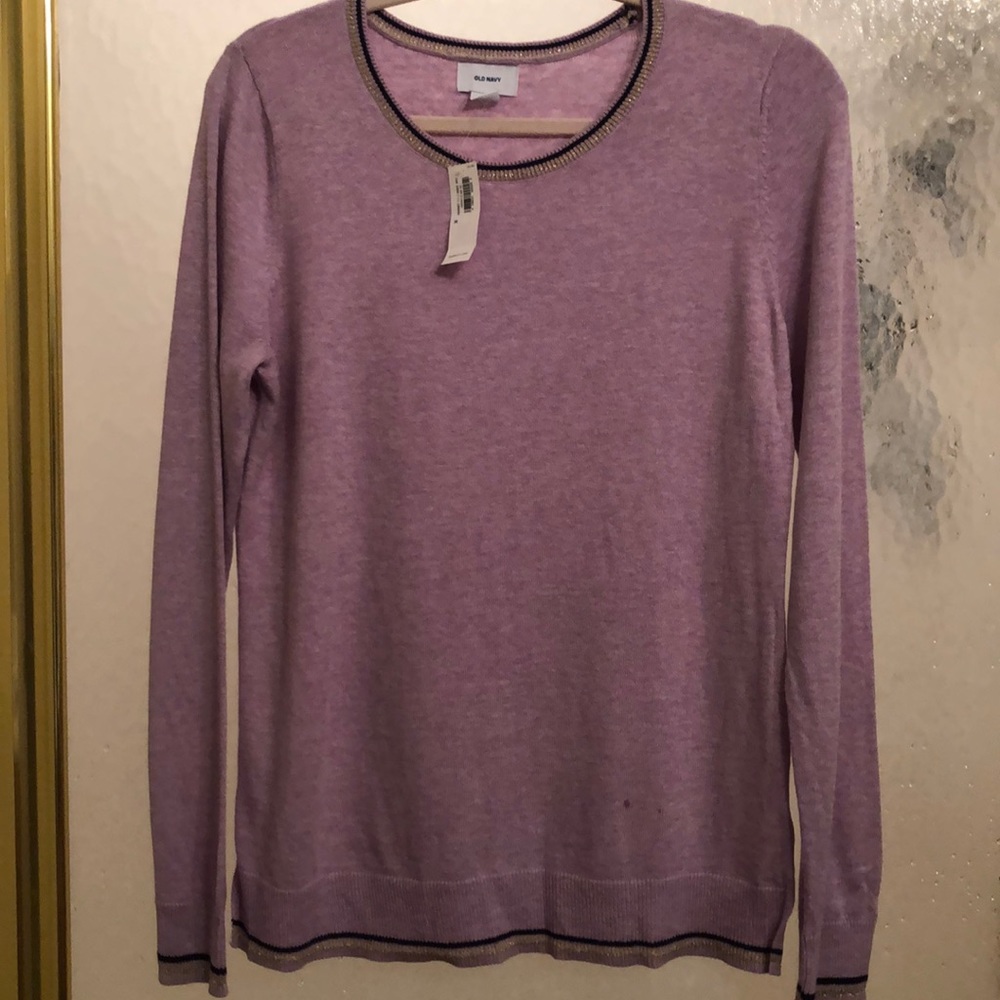 Cute lavender light weight sweater